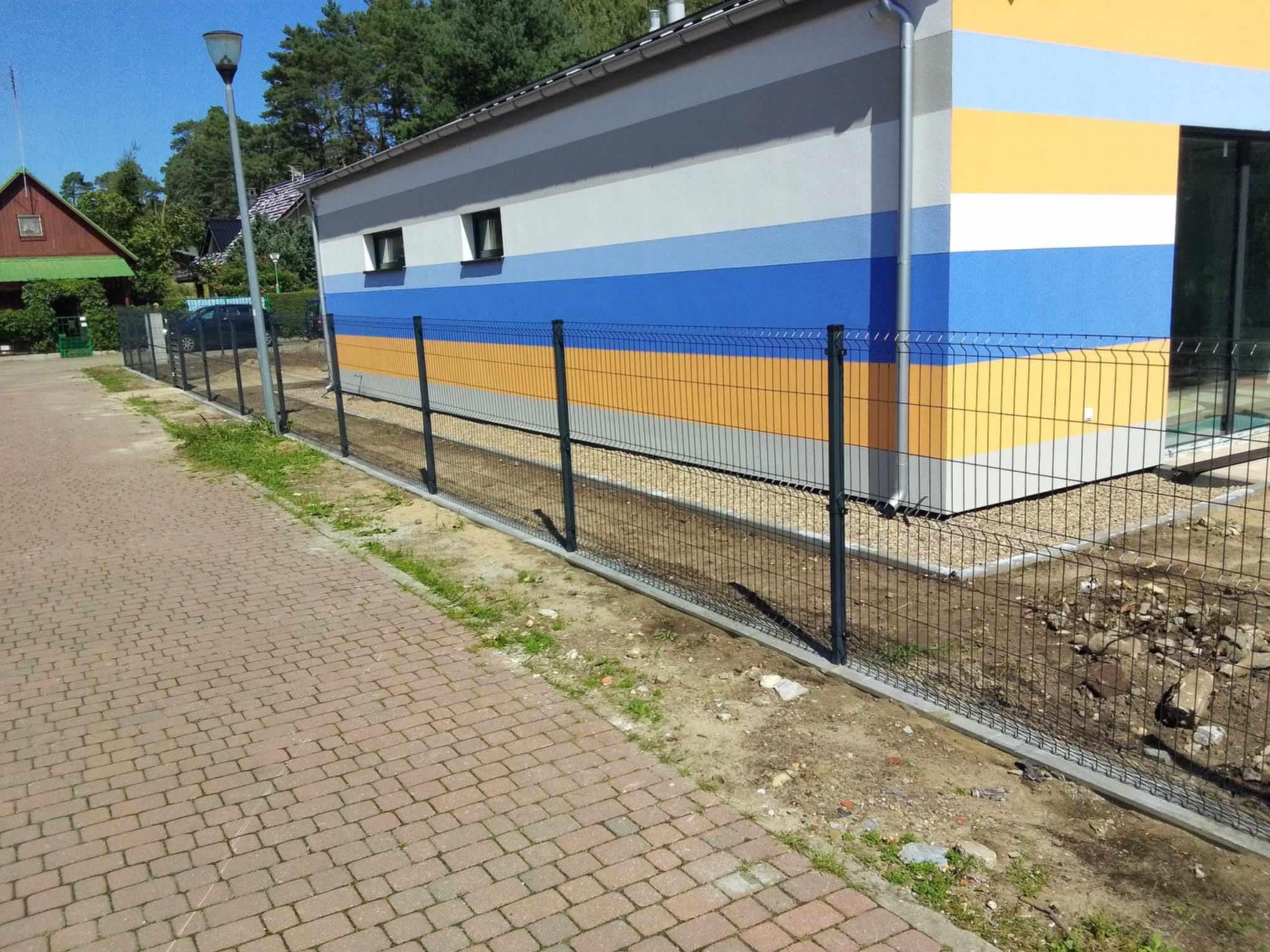 Ogrodzenie przy domu