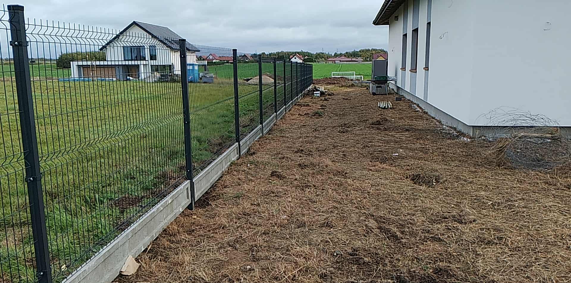 Ogrodzenie z podmurówką