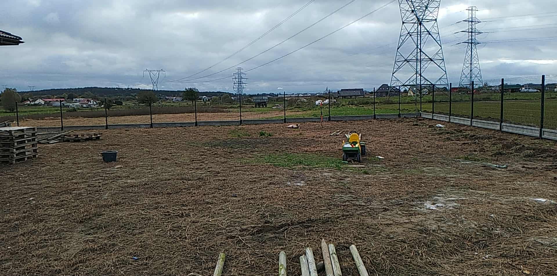 Nowoczesne ogrodzenie